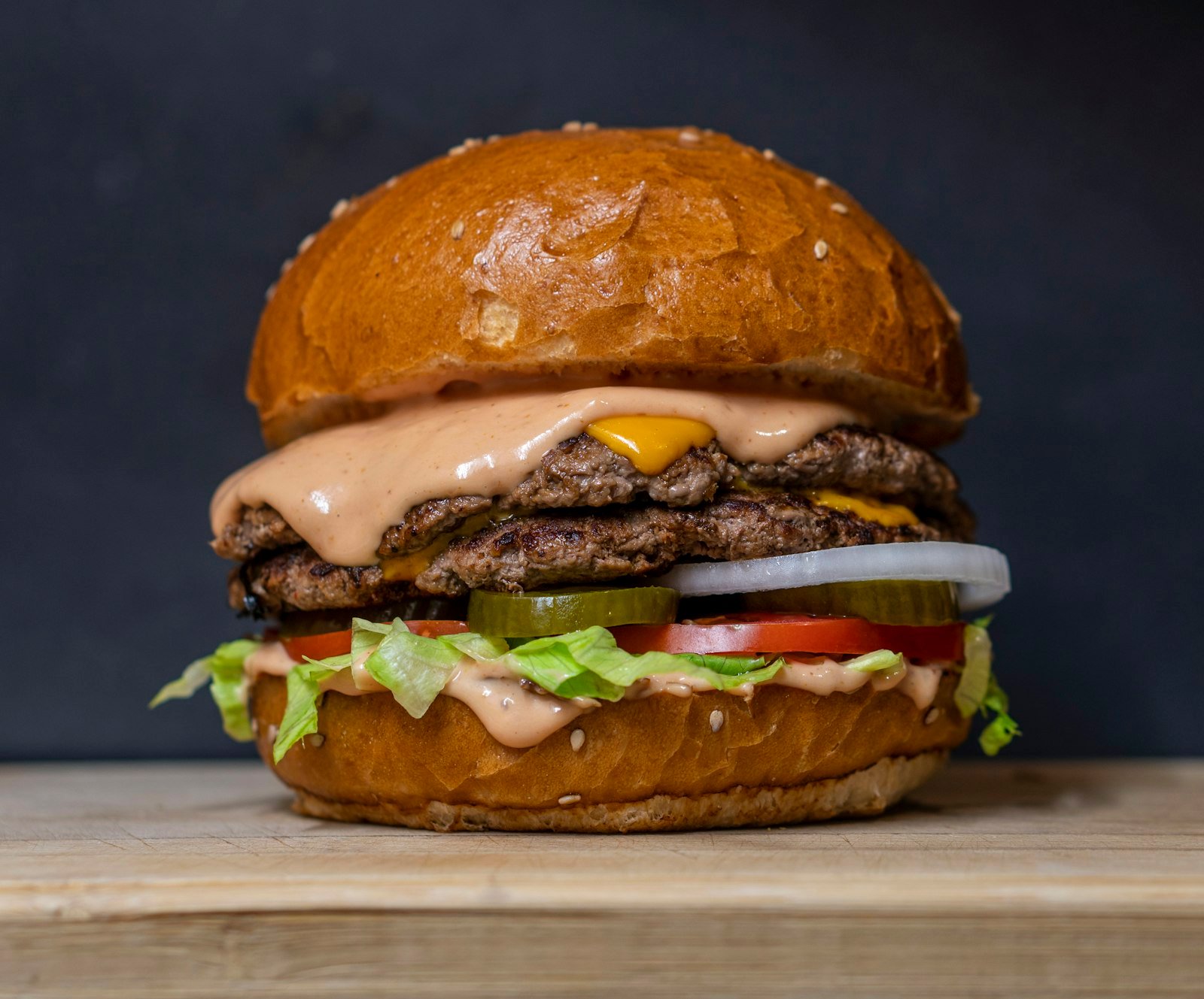 Hamburguesas en freidora de aire: en su punto y sin humo